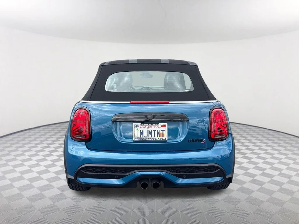 Used 2022 Blue MINI  image 5