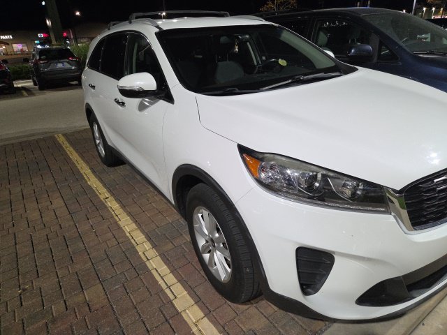 Used 2019 White Kia LX image 2