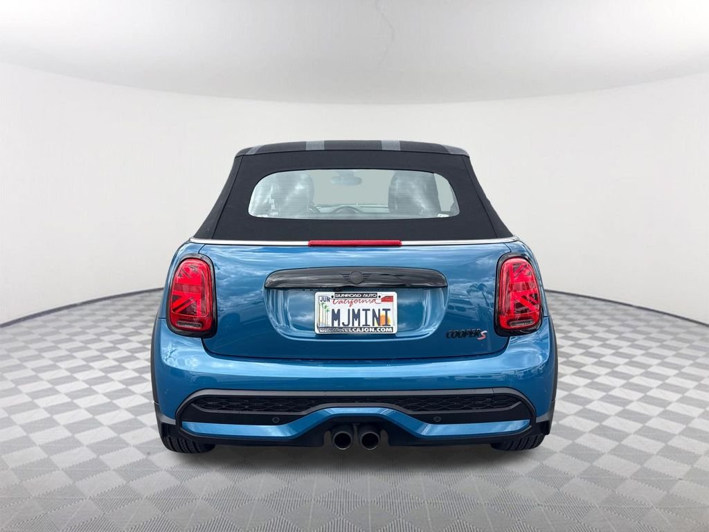 Used 2022 Blue MINI  image 5