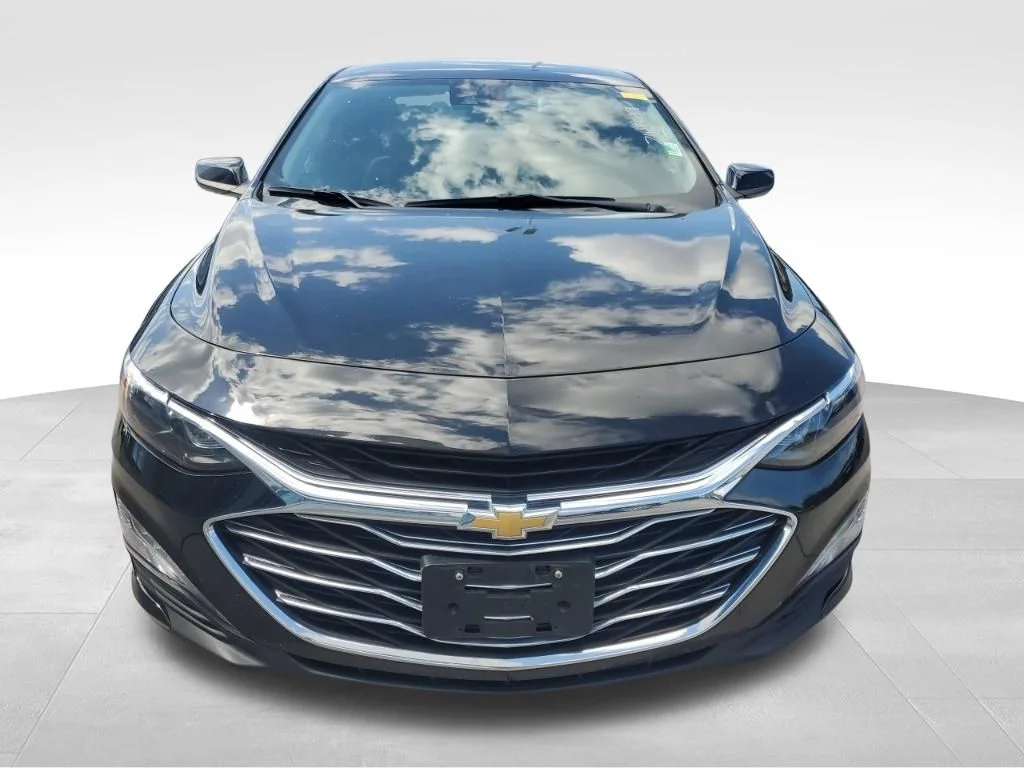 Used 2025 Black Chevrolet LT image 10