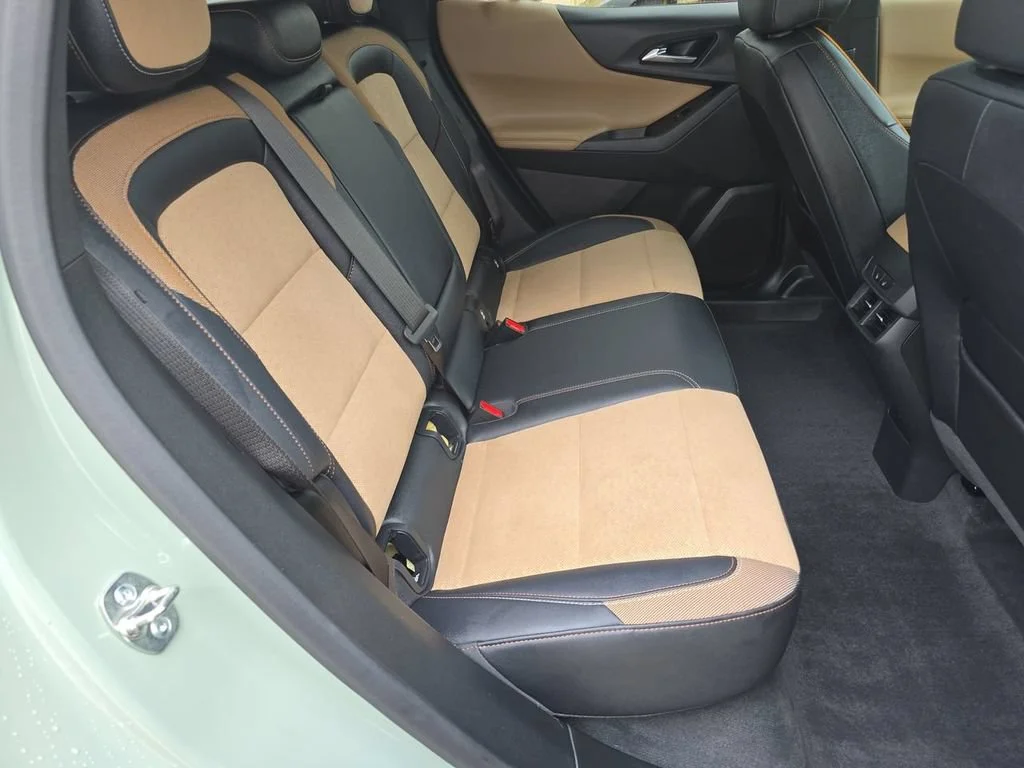 2025 Chevrolet Equinox ACTIV - Photo 28