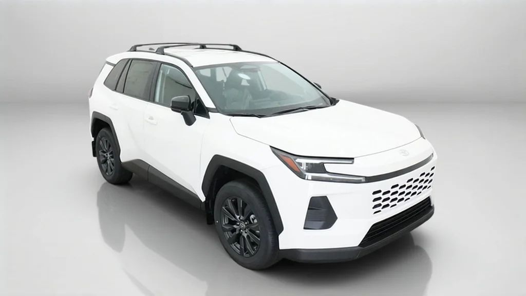 New 2026 Ice Cap Toyota XLE Premium image 5