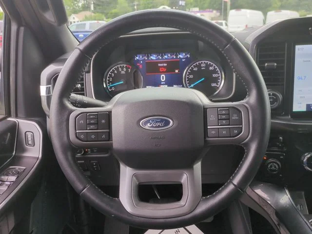 Used 2022 White Ford XLT image 31