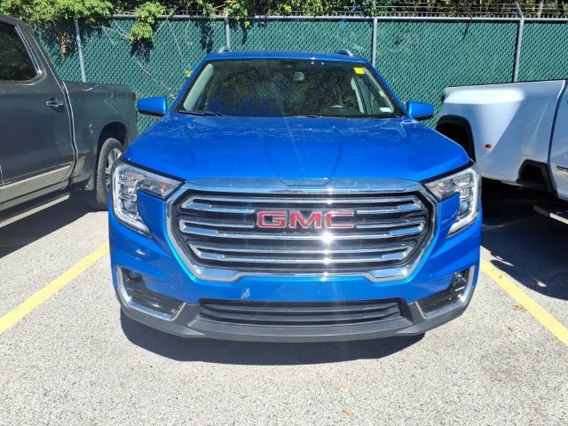 Used 2024 Riptide Metallic GMC SLT image 2