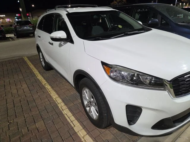 Used 2019 White Kia LX image 2