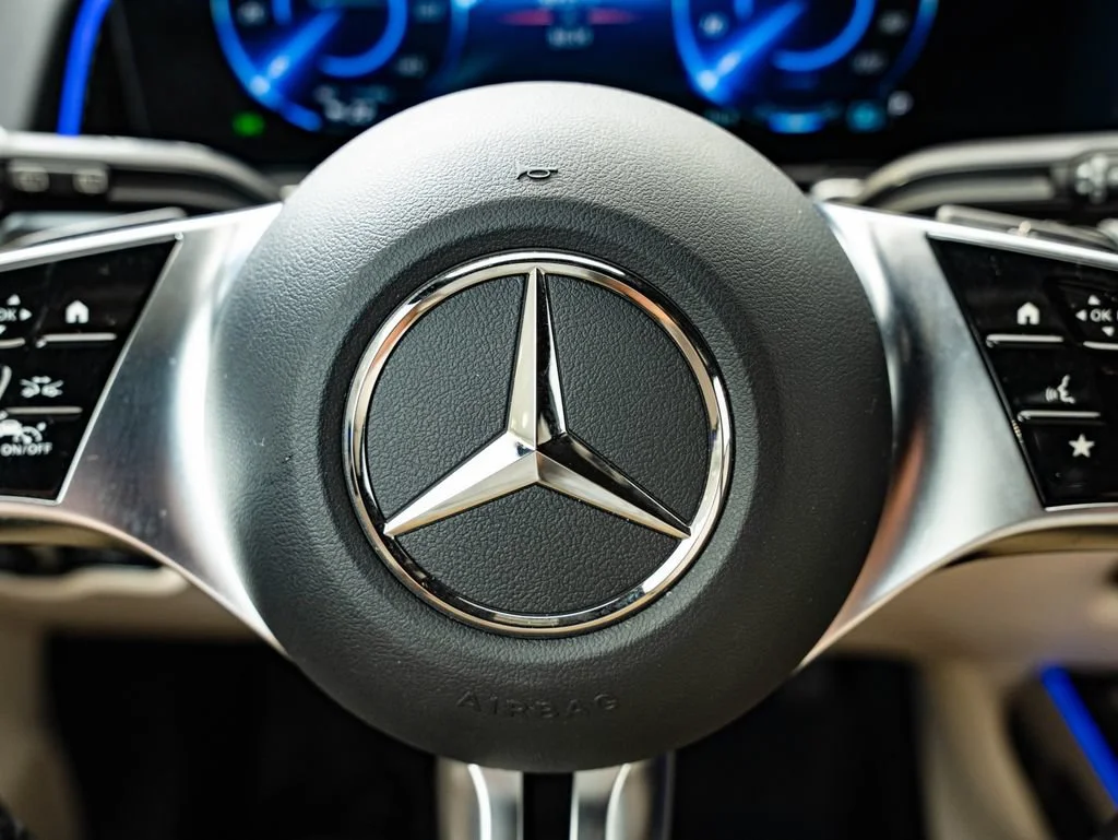 Used 2024 Starling Blue Metallic Mercedes-Benz 300 image 29