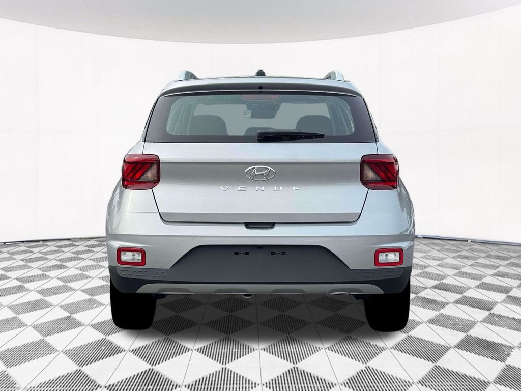New 2026 Silver Hyundai SEL image 10