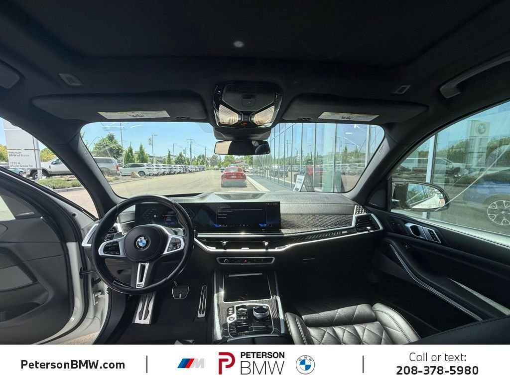 Used 2024 Alpine White BMW M60i image 20