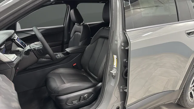 New 2026 Sting-Gray Clearcoat Jeep Limited image 9
