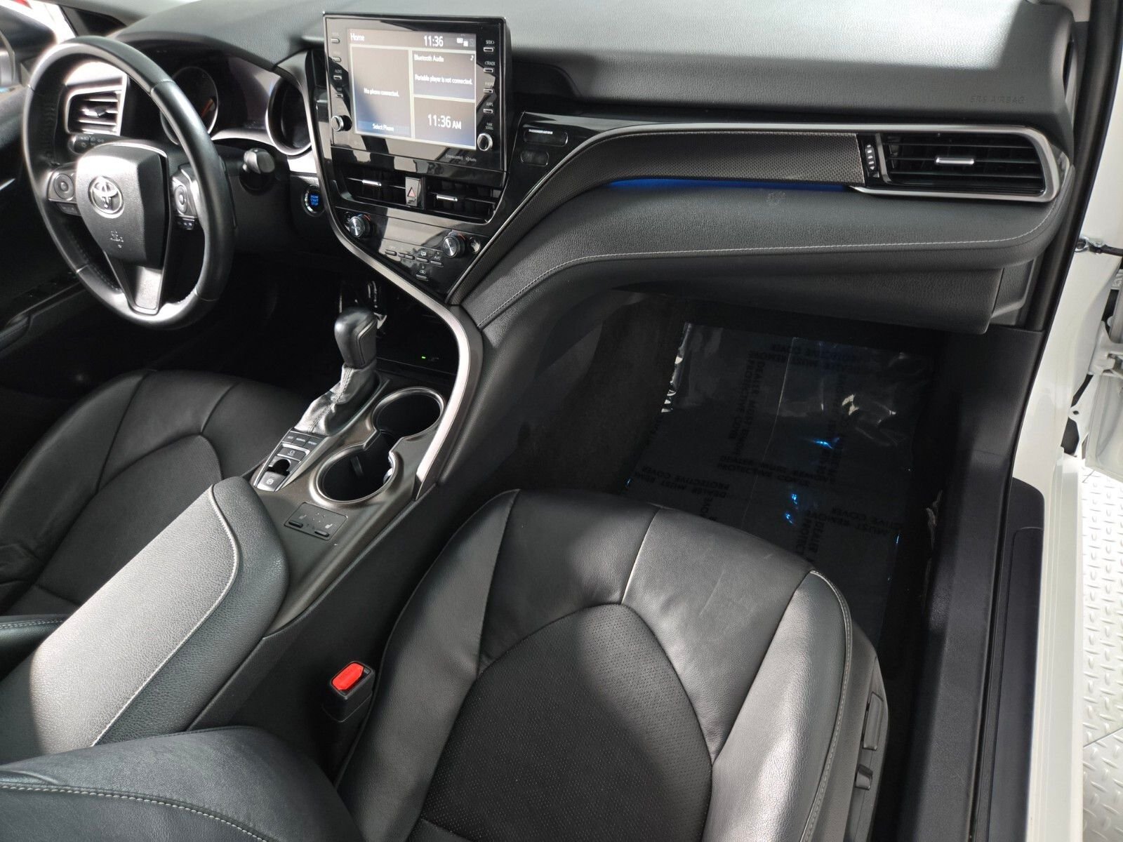 Used 2022 Pearl Toyota XSE image 18