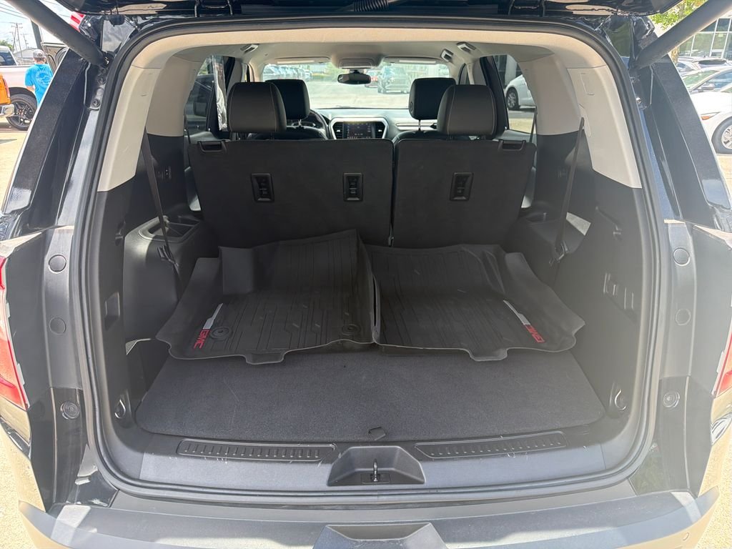 Used 2021 Black GMC SLT image 9
