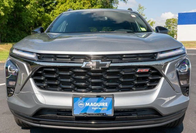 Used 2025 Gray Chevrolet 2RS image 3