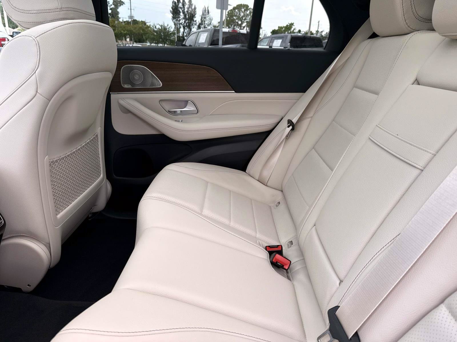 New 2026 Polar White Mercedes-Benz 350 4MATIC® SUV image 14