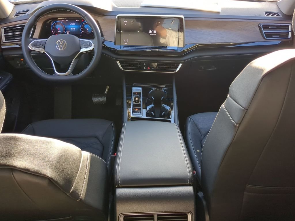 2026 Volkswagen Atlas SE w/Tech - Photo 14