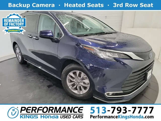 2022 Toyota Sienna XLE