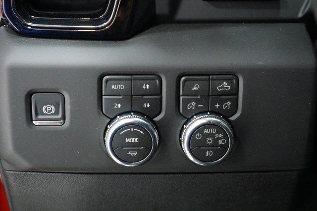 2026 GMC Sierra 2500HD AT4 - Photo 25