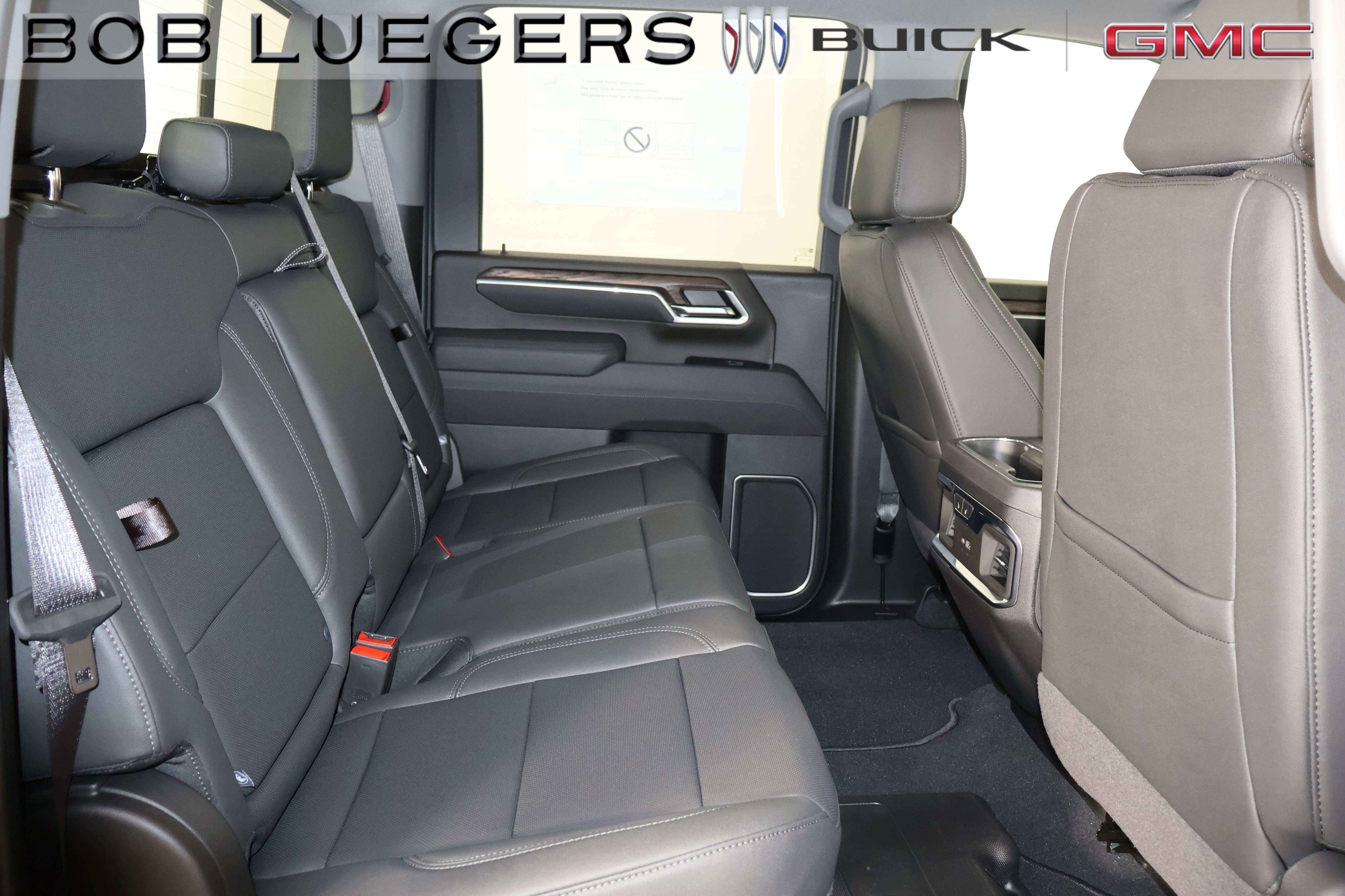 2026 GMC Sierra 2500HD SLT - Photo 18
