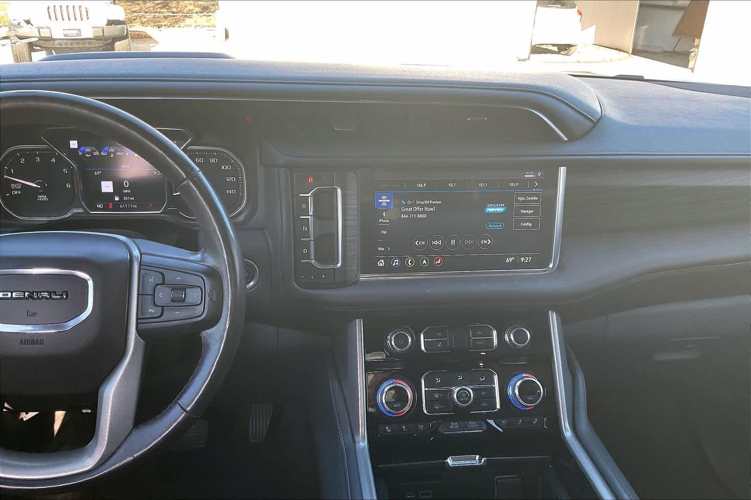 2021 GMC Yukon Denali - Photo 18