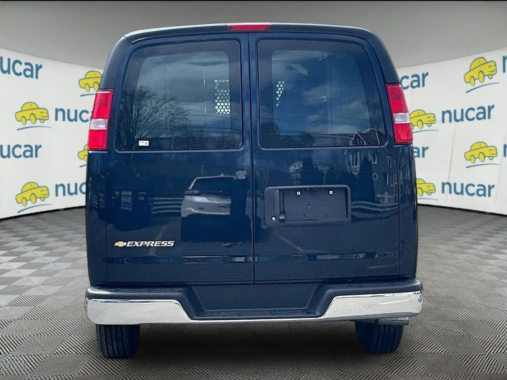 2026 Chevrolet Express Cargo Work Van - Photo 6