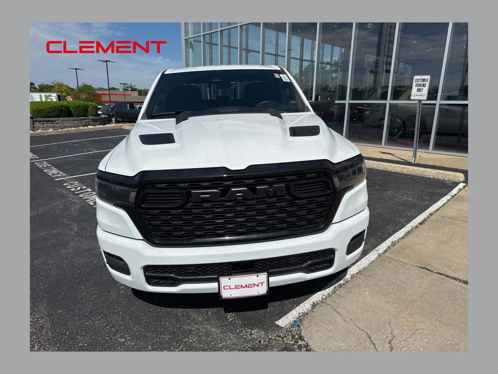 2026 RAM 1500 Express 4x4 Crew Cab 5'7's photo