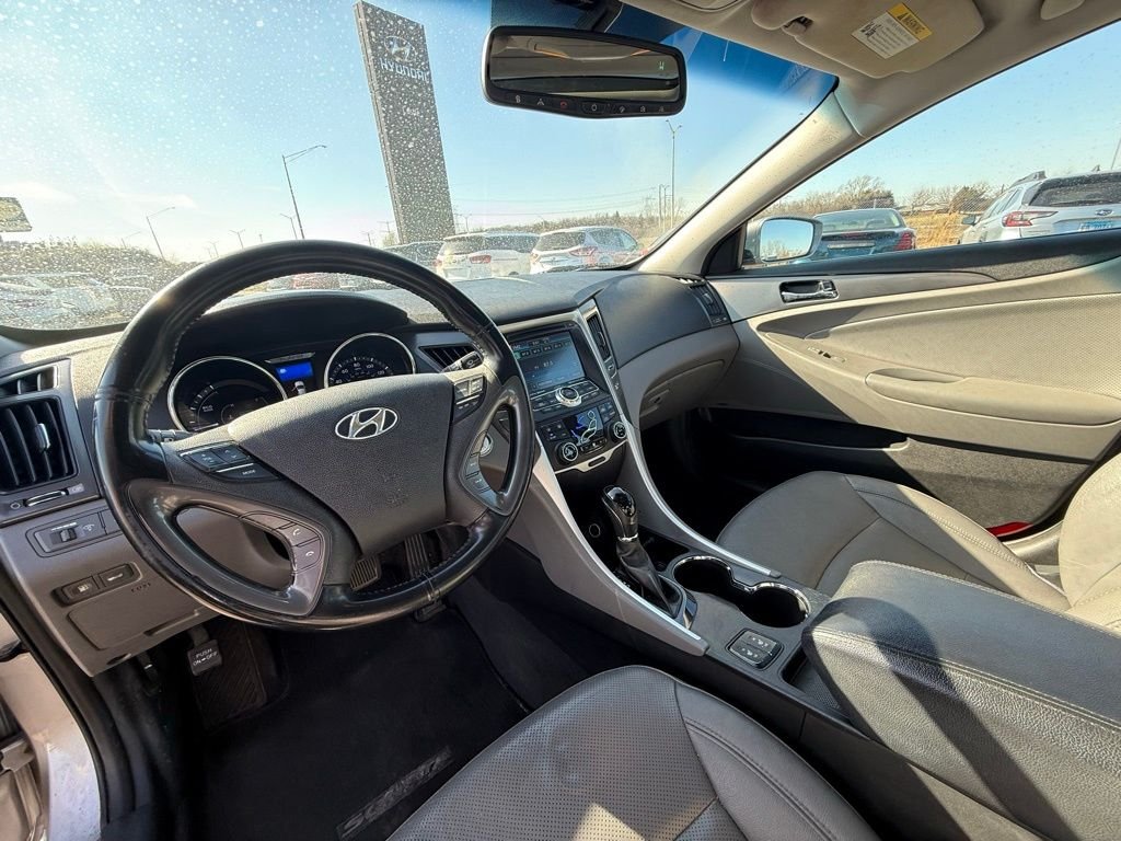 Used 2013 Hyundai Sonata Hybrid Limited with VIN KMHEC4A47DA083461 for sale in Downers Grove, IL