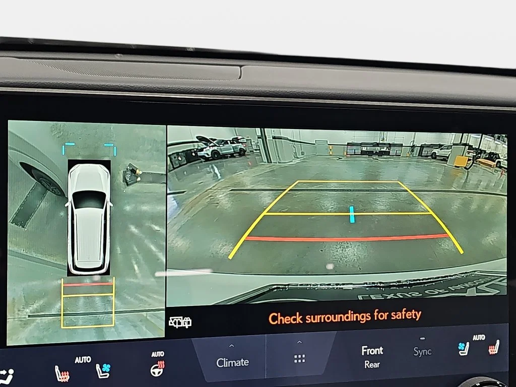 New 2026 Wind Chill Pearl Lexus PREMIUM AWD image 22