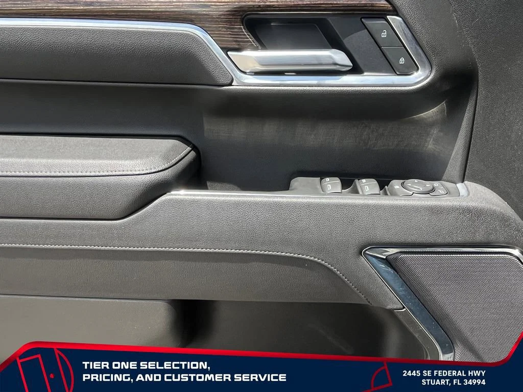 Used 2025 Titanium Rush Metallic GMC Elevation image 23