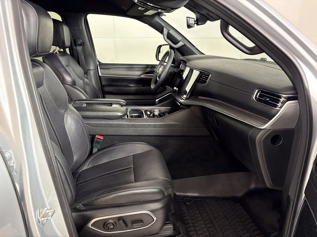 Used 2024 Silver Jeep Series II image 17