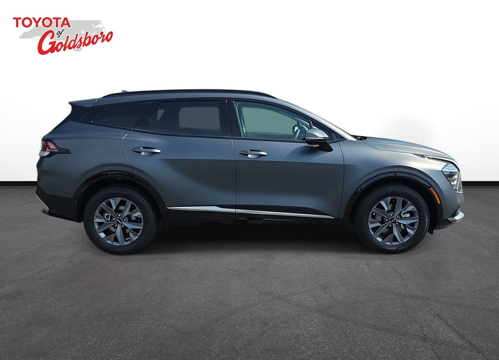 Used 2025 Gray Kia SX-Prestige image 4