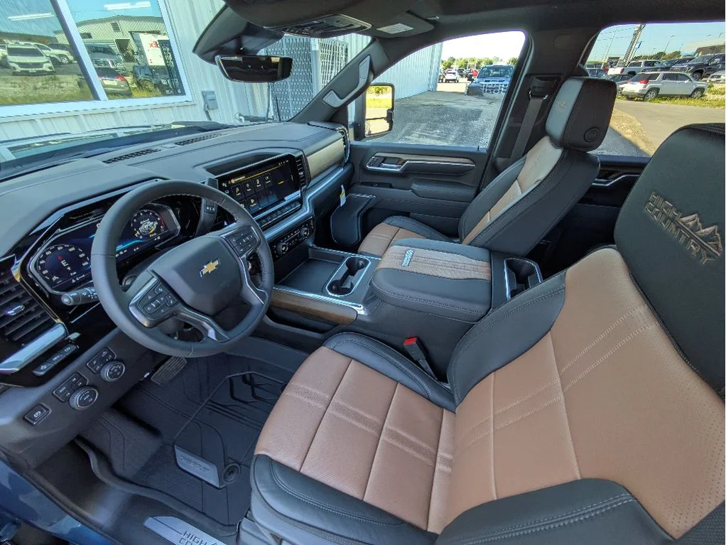 2025 Chevrolet Silverado 2500 HD High Country - Photo 9