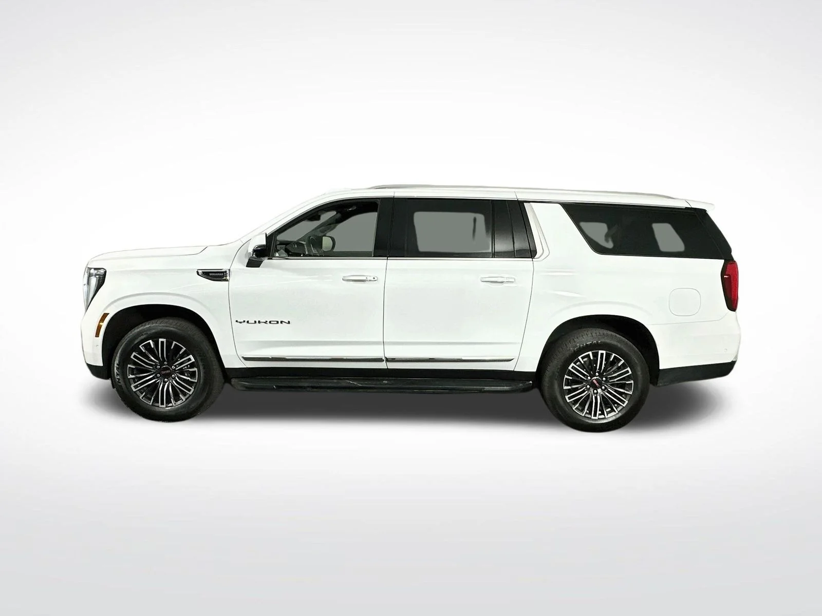 Used 2026 Summit White GMC Elevation image 5