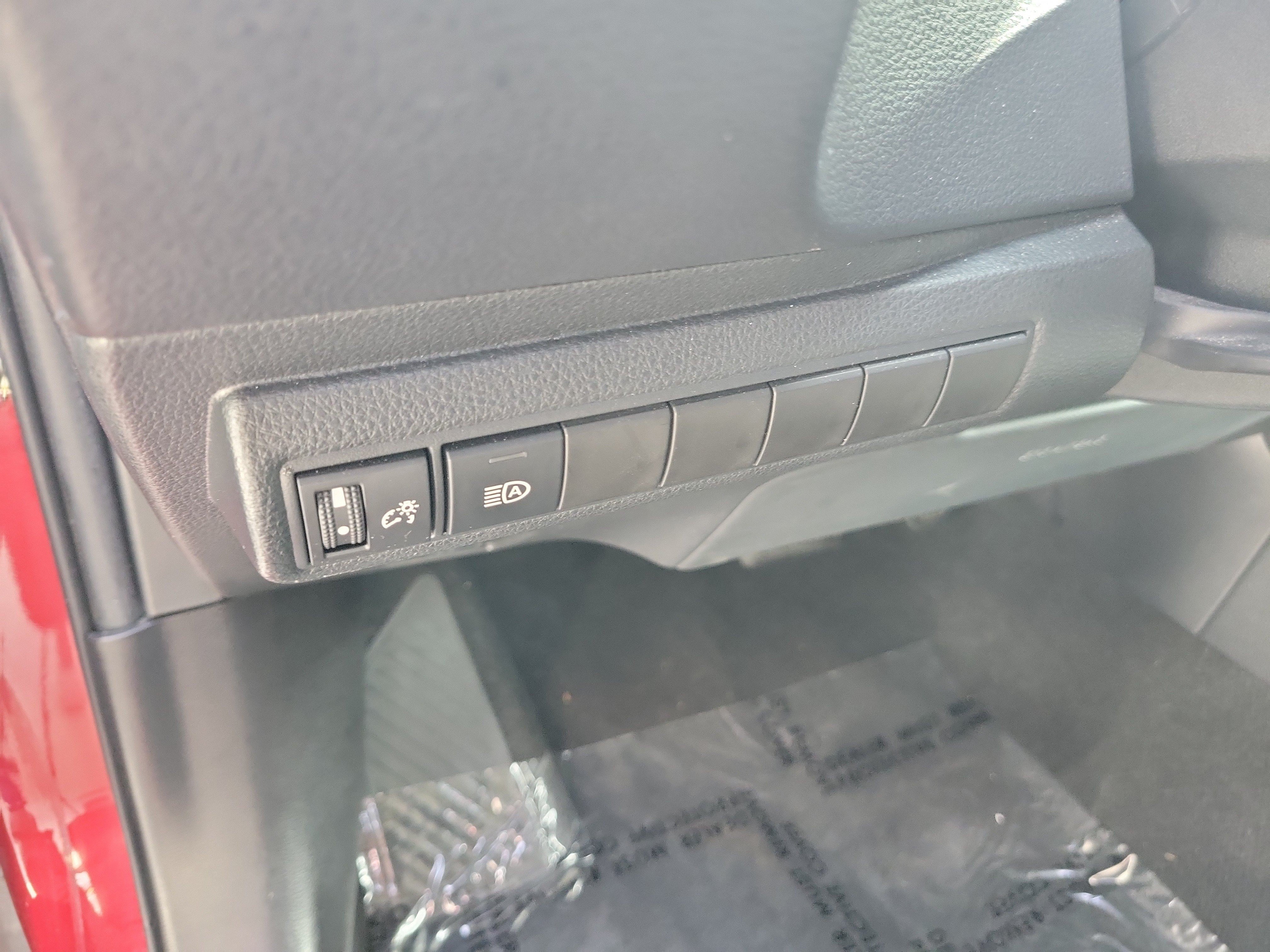Used 2023 Pearl Toyota LE image 24