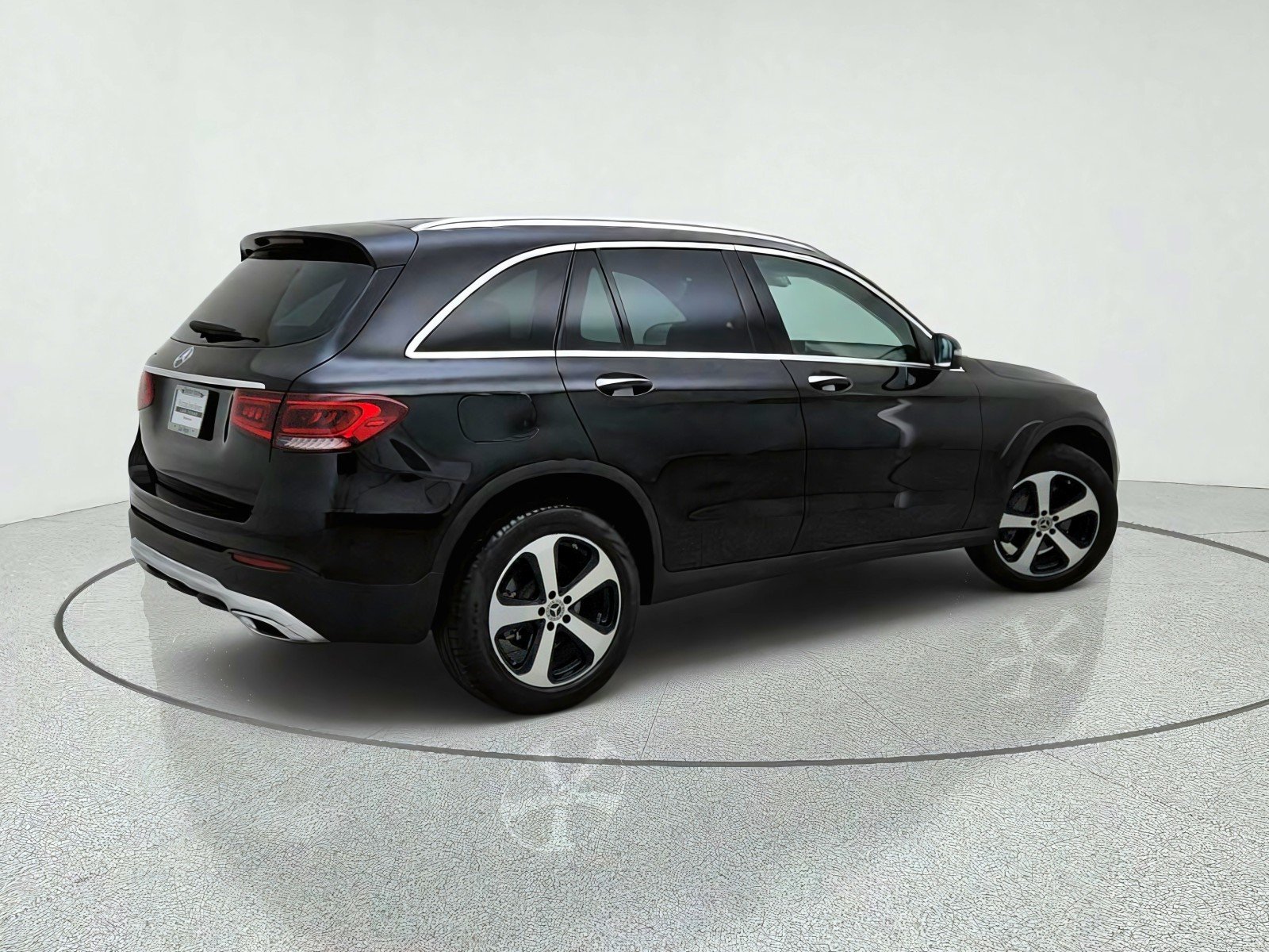 Used 2020 Black Mercedes-Benz GLC 300 image 8