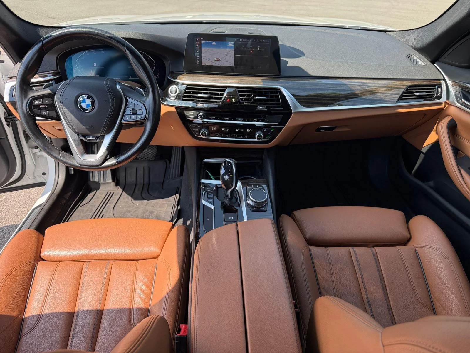 Used 2020 Mineral White Metallic BMW 530i xDrive image 15