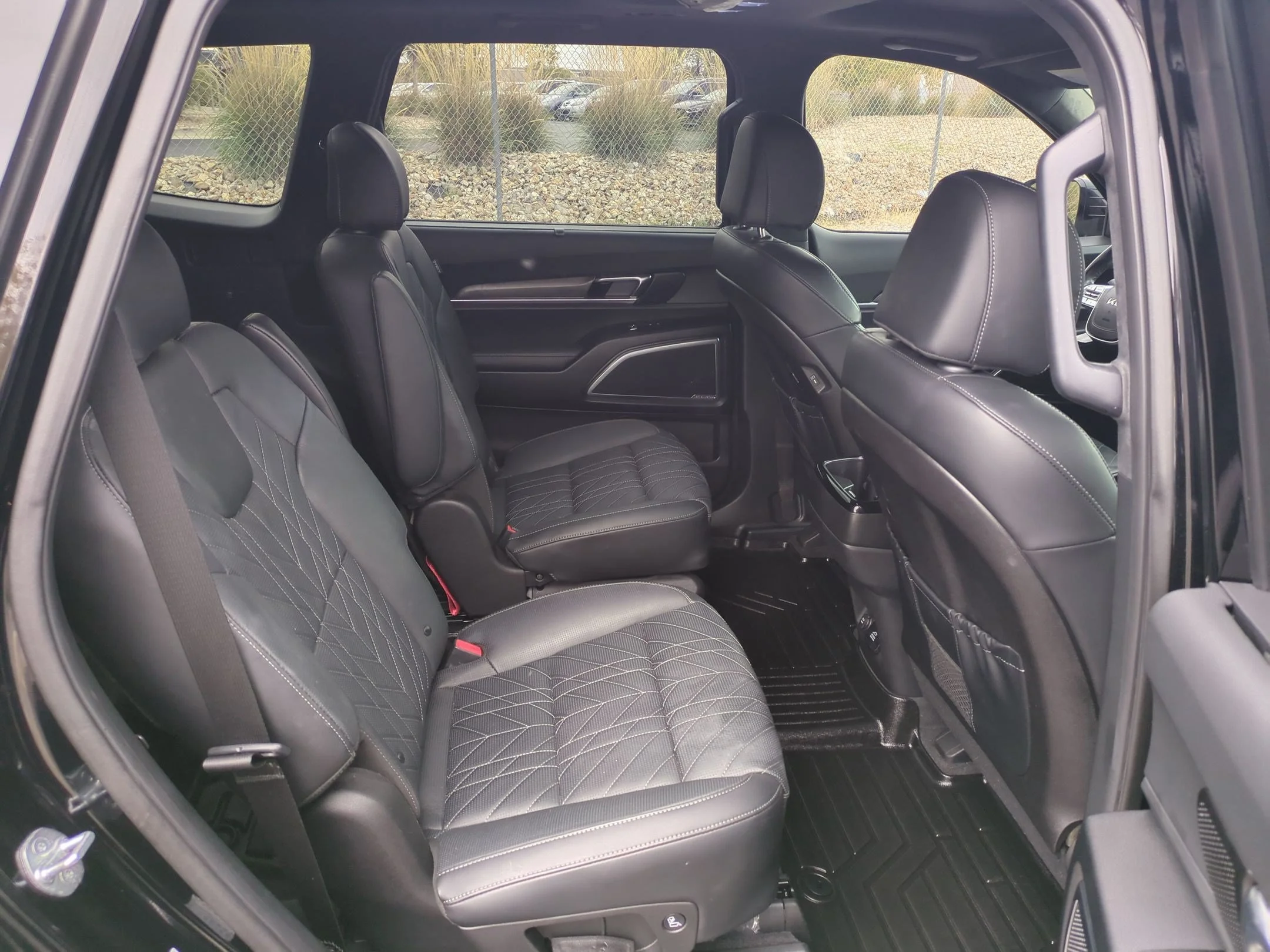 Used 2024 Ebony Black Kia SX Prestige X-Line image 28