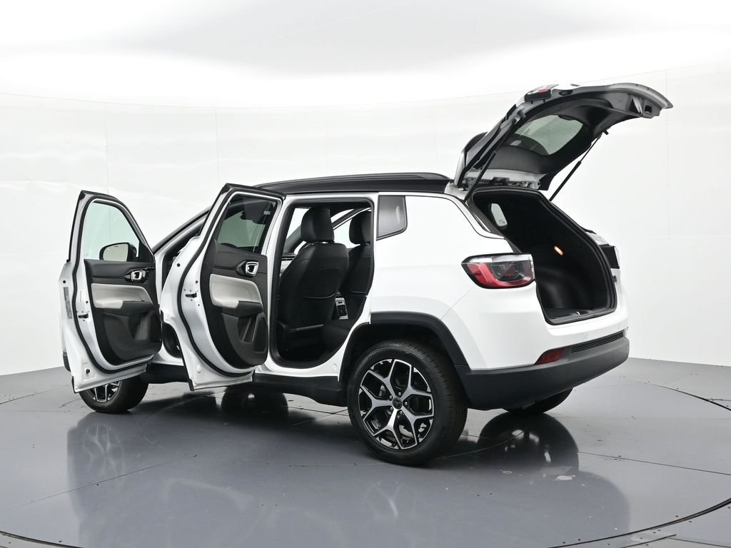 2025 Jeep Compass Limited - Photo 23