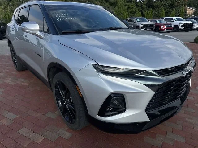 Used 2021 Silver Chevrolet RS image 20