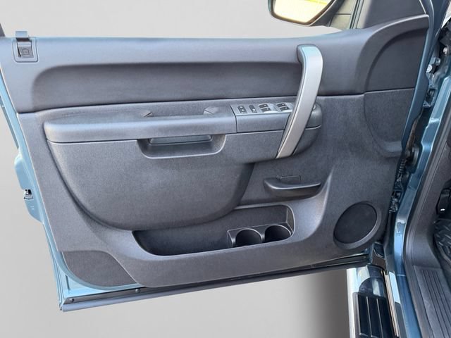 Used 2012 STEALTH GRAY METALLIC GMC SLE image 13