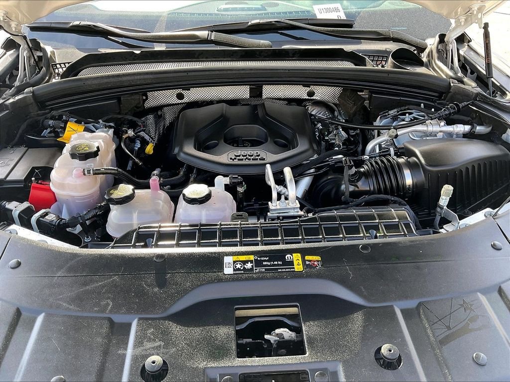 Used 2023 White Jeep 4xe image 35