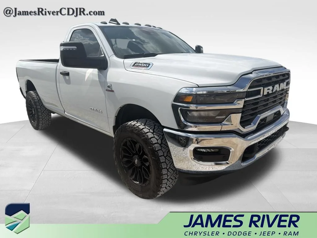Used 2025 White Ram Big Horn image 4
