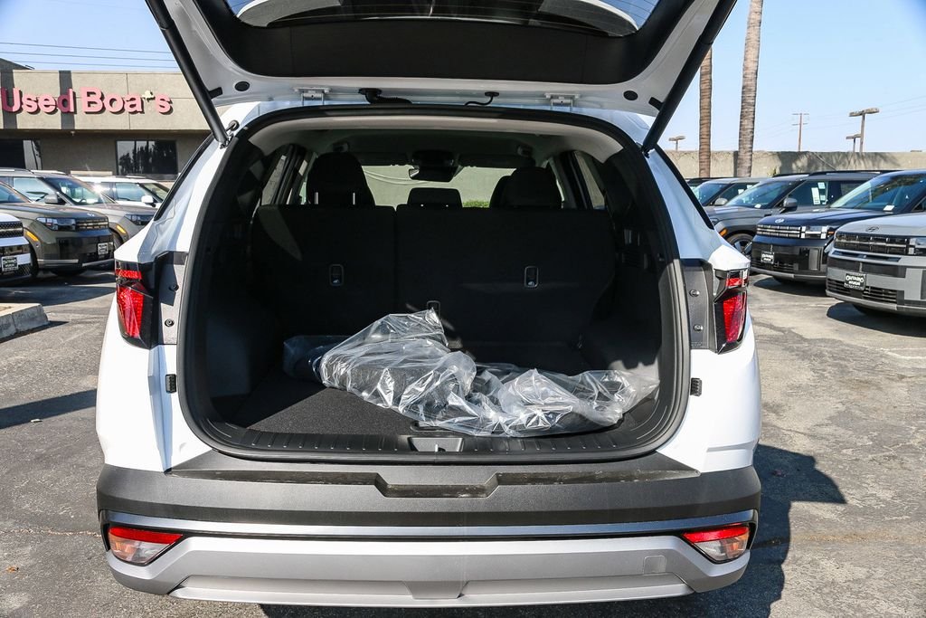 New 2026 White Hyundai SEL image 18