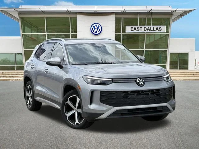 Certified Pre-Owned 2025 Volkswagen Tiguan 2.0T SE