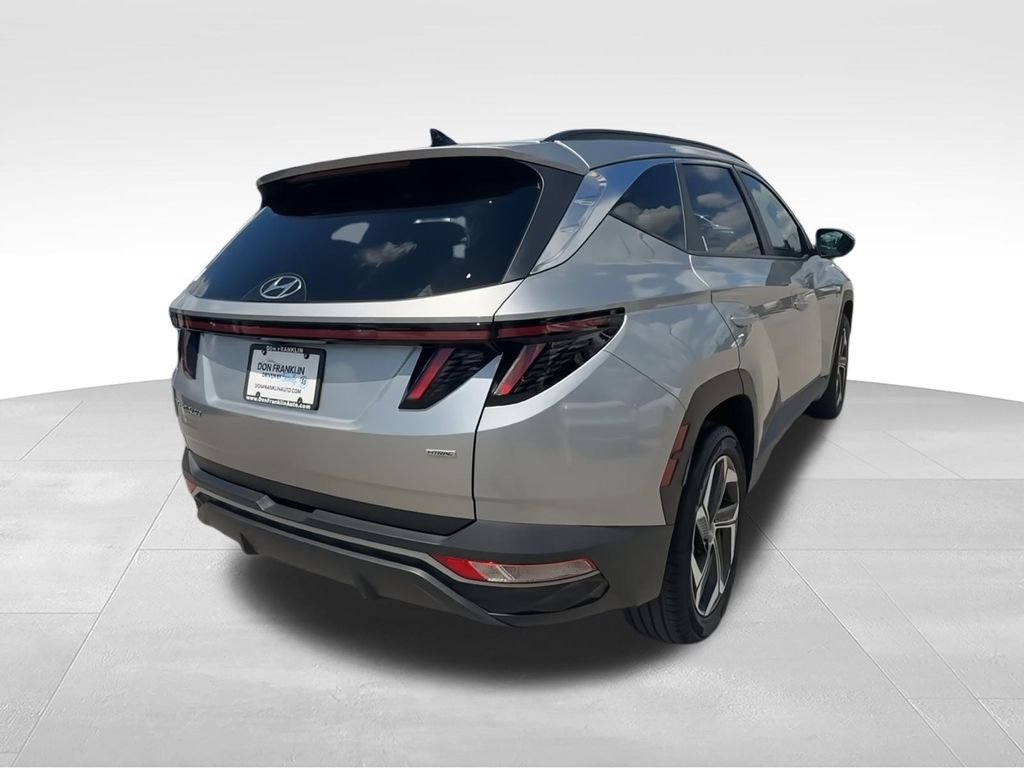 Used 2023 Silver Hyundai SEL image 8