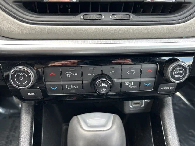 Used 2024 White Jeep Limited image 40