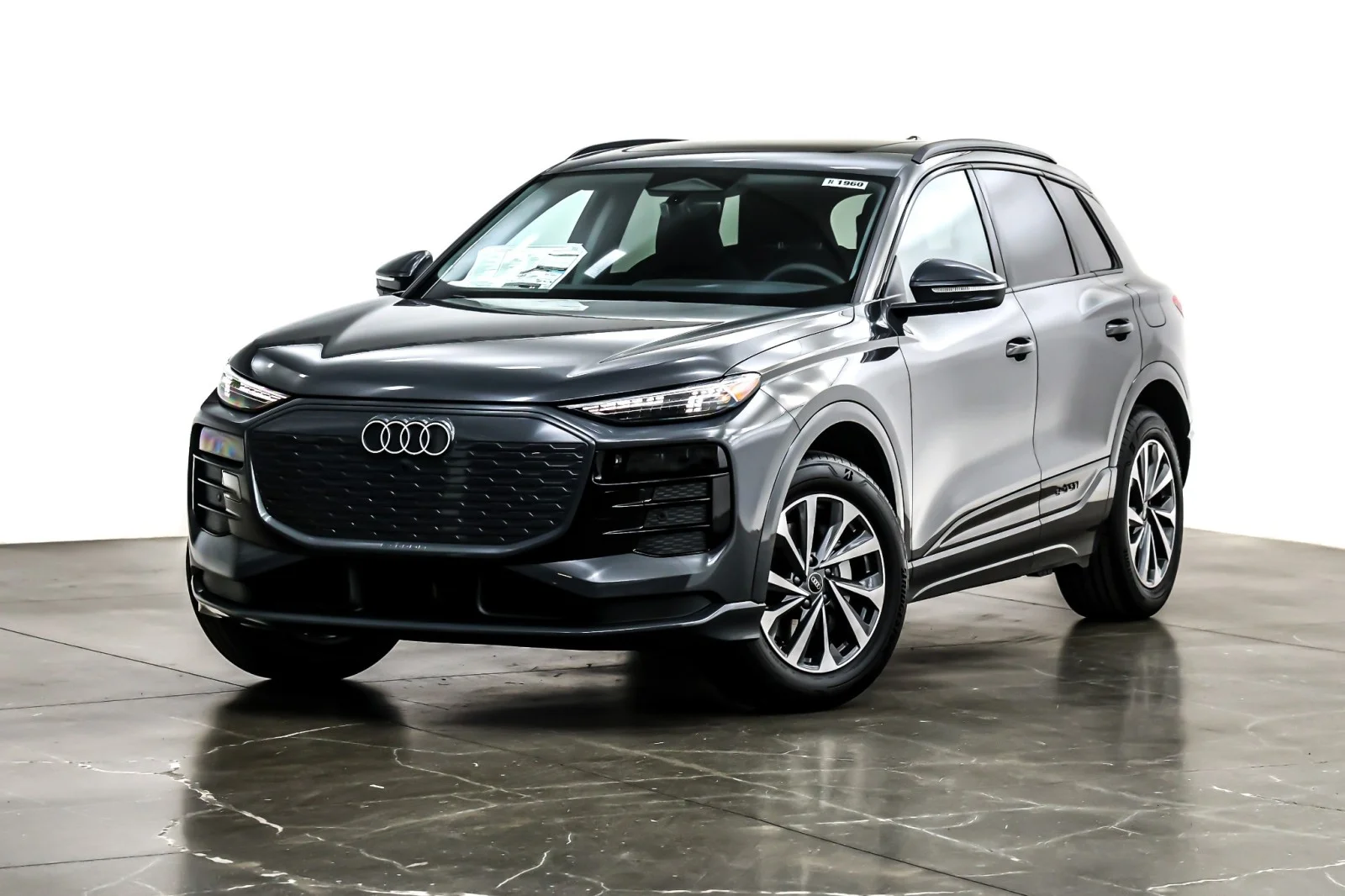 2025 Audi Q6 e-tron Premium Plus quattro's photo
