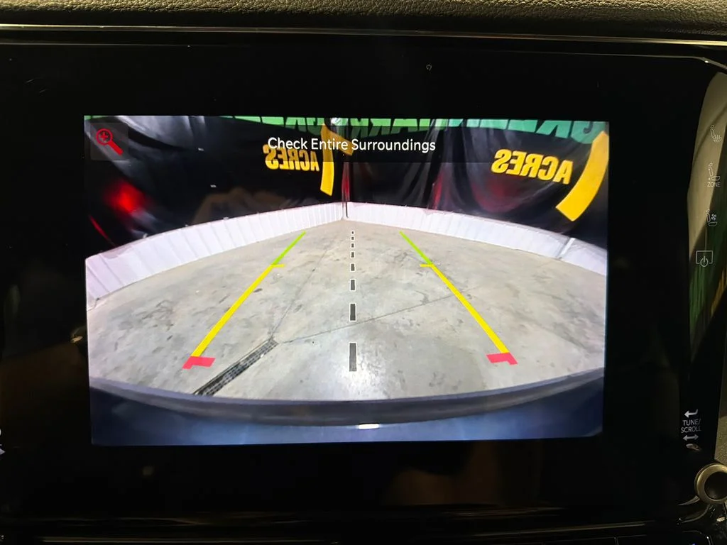 Certified Used 2023 Baltic Gray Metallic Clearcoat Jeep Series I image 35