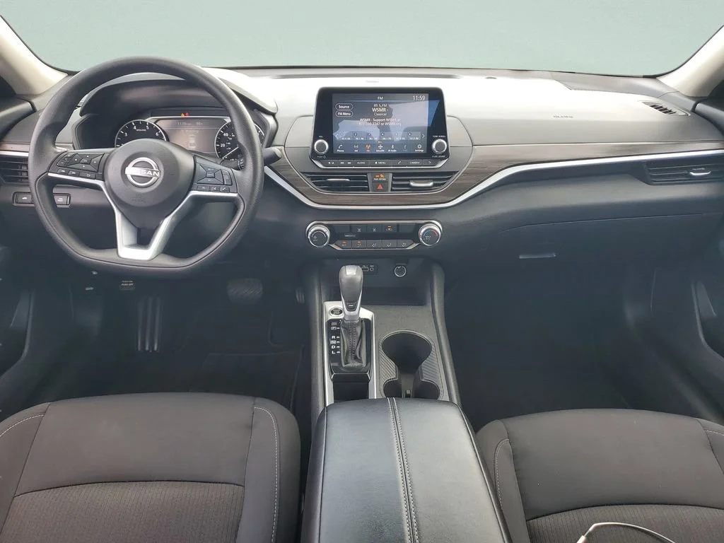 Used 2025 Gray Nissan SV FWD image 11