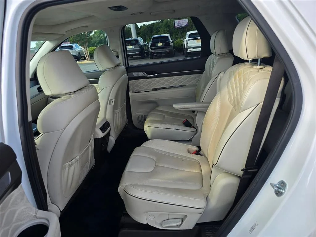 Used 2020 White Hyundai Limited image 13