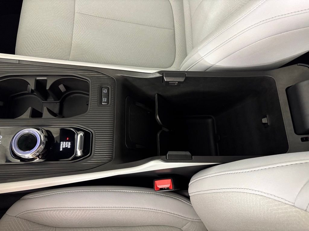 New 2026 Bright White Clearcoat Jeep Laredo image 31