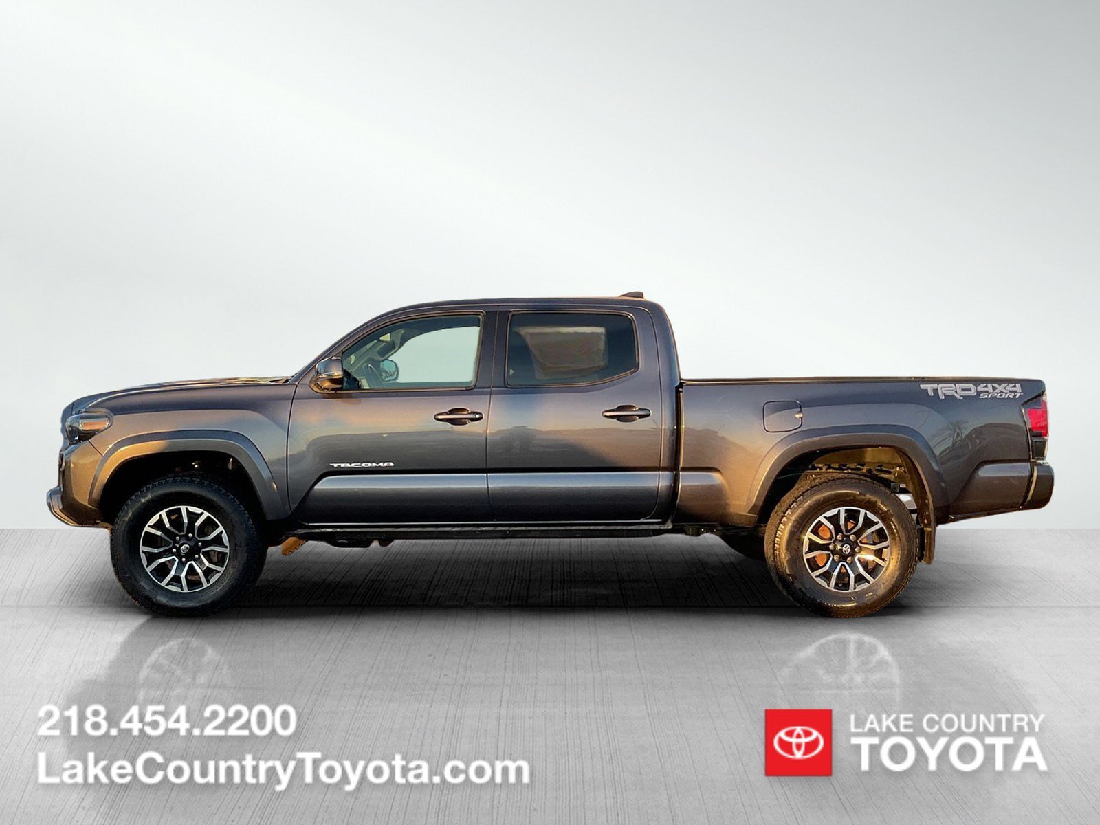 Used 2021 Toyota Tacoma TRD Sport with VIN 3TYDZ5BN0MT001864 for sale in Brainerd, Minnesota